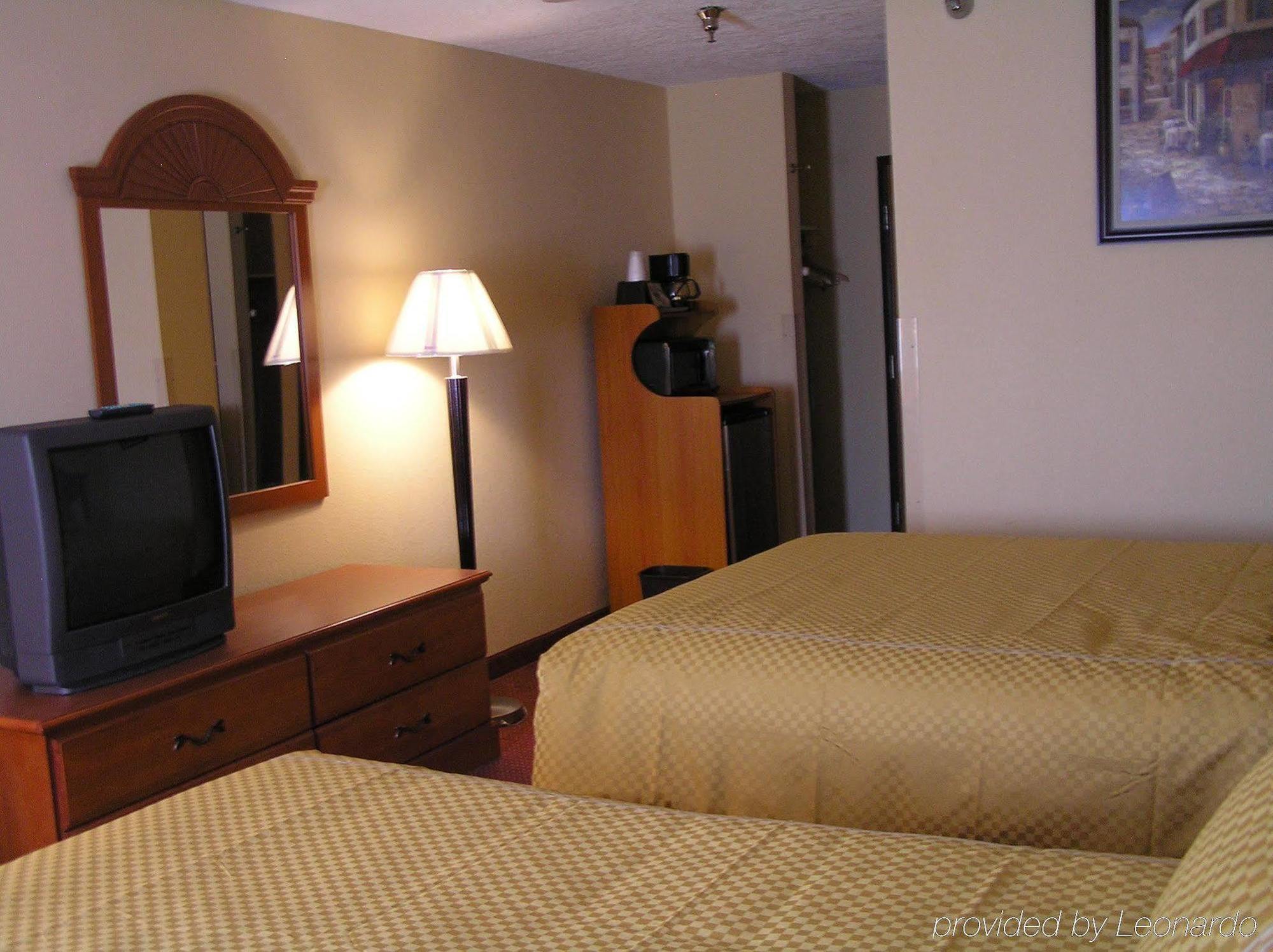 Quality Inn Los Lunas Room photo