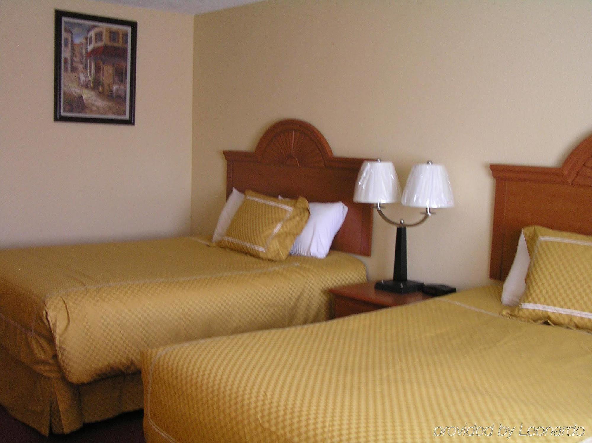 Quality Inn Los Lunas Exterior photo